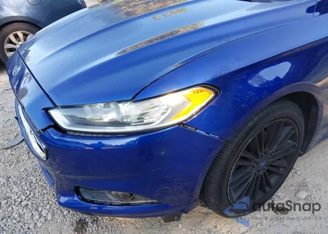 2014 Ford Fusion Se z USA, uszkodzony, nr VIN 3FA6P0HD4ER132818